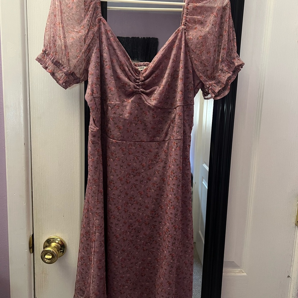 Elegant Pink Floral Dress - Picture 1 of 3
